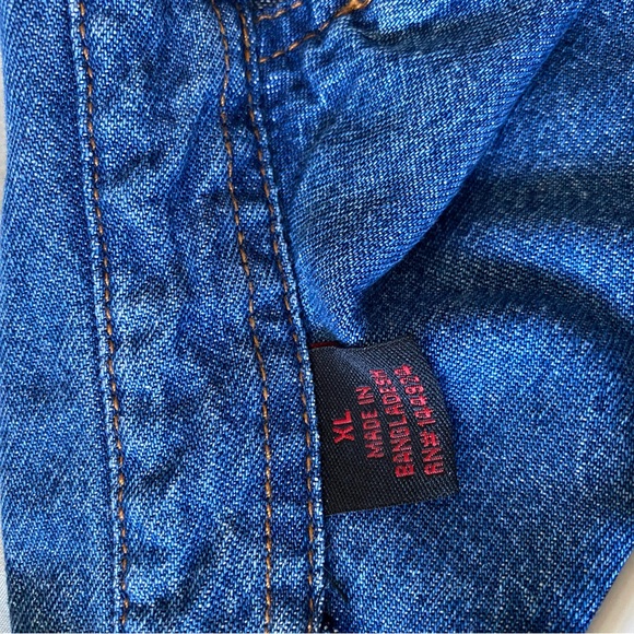 VINTAGE North axis denim button up shirt - Picture 2 of 6